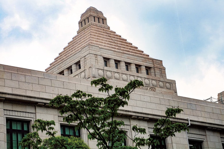 NYIRAGONGO/ISTOCKPHOTO