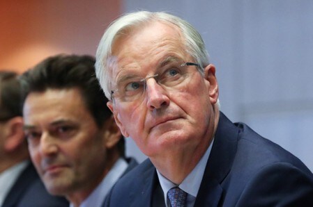 欧州連合（ＥＵ）のバルニエ首席交渉官は５日、ＥＵは英国の「不公平な競争上の優位性」を受け入れるつもりはないとし、将来的な貿易関係を巡る英国との交渉は「困難かつ厳しい」ものになるとの見方を示した。ブリュッセルで１０月撮影（２０１９年　ロイター/YVES HERMAN）