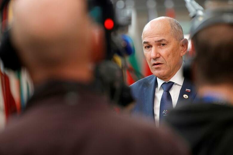 欧州連合（EU）の議長国が7月1日、ポルトガルからスロベニアに交代する。民主主義の基本的諸価値を巡って東欧と西欧の加盟国間に緊張が走っている中で、よりによってスロベニア首相の地位にあるのが民主主義について欧州委員会と舌戦を繰り広げてきた右派ナショナリストのヤネス・ヤンシャ氏（写真）という回り合わせになった。6月25日、ブリュッセルで代表撮影（2021年　ロイター/Olivier Matthys）