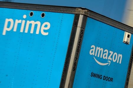 アドビが１５日公表したデータによると、米アマゾン・ドット・コムが１６日から２日間にわたって開催する有料会員向けセール「プライムデー」の売上高は１４０億ドルと、前年比１０．５％増で過去最高を記録する見通し。２０２２年１０月撮影（２０２４年　ロイター/Mike Segar）
