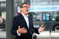 英首相、ウクライナ「100％支援」と表明　ロシアの警告に反論