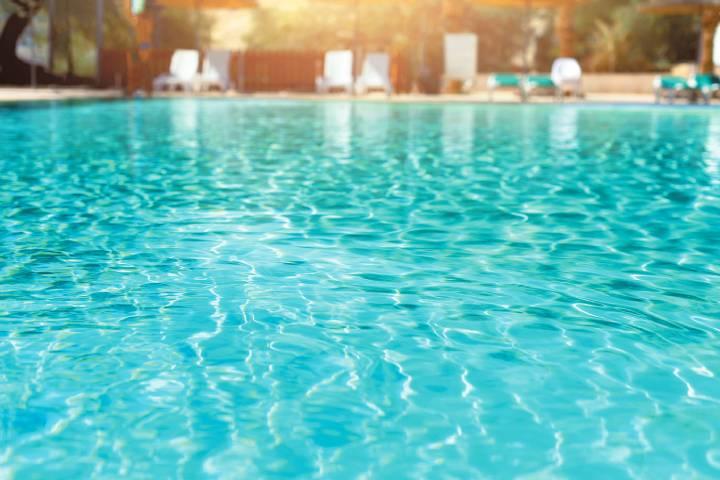 プールも海もそのリスクは他のアウトドアレジャーと同じ　JCHIZHE/ISTOCK