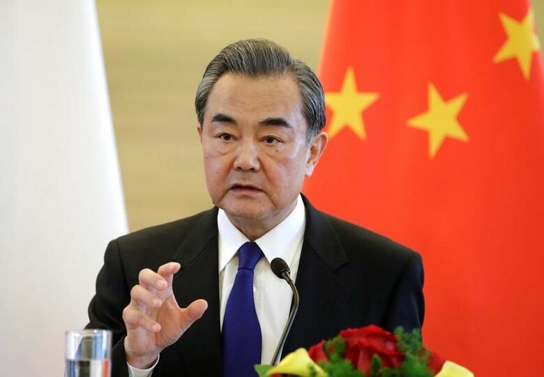　４月２８日、中国の王毅外相（写真）は、朝鮮半島情勢について、状況が悪化し制御不能となる可能性があるとの認識を示した。ロシアの外交官に語った。写真は北京で１４日撮影（２０１７年　ロイター／Jason Lee）