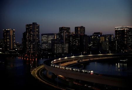 　４月２日、欧州系投資ファンド大手のＥＱＴは日本の不動産部門責任者として、ＫＫＲ傘下の不動産運用会社ＫＪＲマネジメントの投資統括責任者だった松本道雄氏を任命したと発表した。写真は都内で２０２１年４月に撮影（２０２５年　ロイター/Kim Kyung-Hoon）
