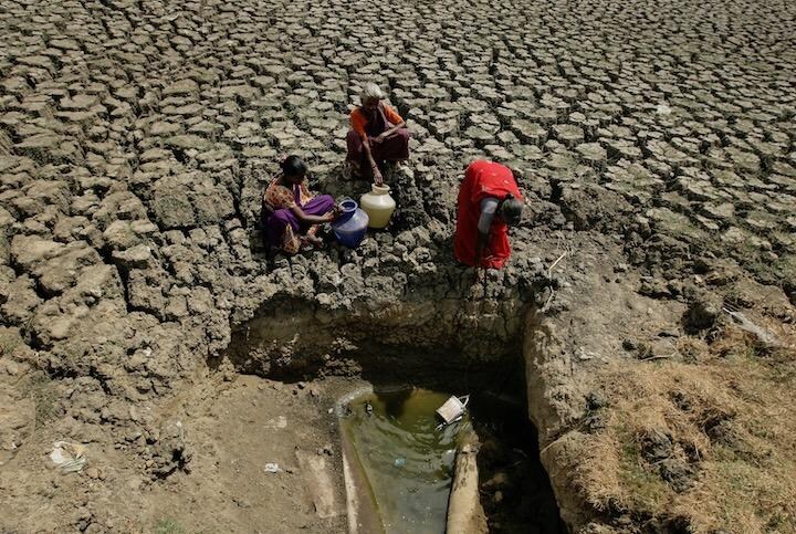 インドのチェンナイでは貯水池すべてがほぼ干上がっている　P. Ravikumar-REUTERS