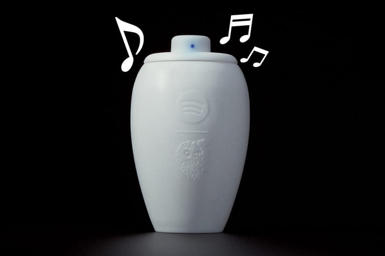 わずか3日で完売したスピーカー内蔵の骨つぼ　SPOTIFY/LIQUID DEATH