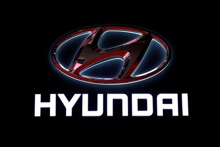 　１０月１５日、韓国の現代自動車グループは、自動運転車開発に取り組むために、２０２５年までにモビリティ技術や戦略的投資に４１兆ウォン（３４６億５０００万ドル）を投じる計画であることを明らかにした。写真は上海で４月撮影（２０１９年　ロイター／Aly Song）