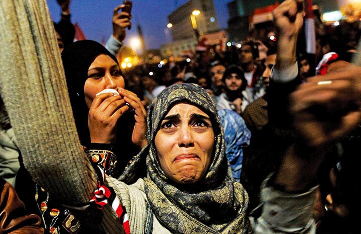 2011年2月11日夜のカイロのタハリール広場　CHRIS HONDROS/GETTY IMAGES