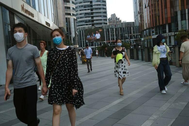 中国の北京で6月初めに集団感染が起きた新型コロナウイルスについて、米ハーバード大学の研究者チームは、ウイルスが東南アジアから入ってきた可能性があるとの見解を示した。写真は7月1日、北京で撮影(2020年　ロイター/Tingshu Wang)