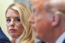トランプ直々に任命されたが期待に沿えず司法長官を解任されたボンディ　AP/AFLO