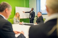 ＭＢＡのトレンドは海外留学から国内ビジネススクールへ